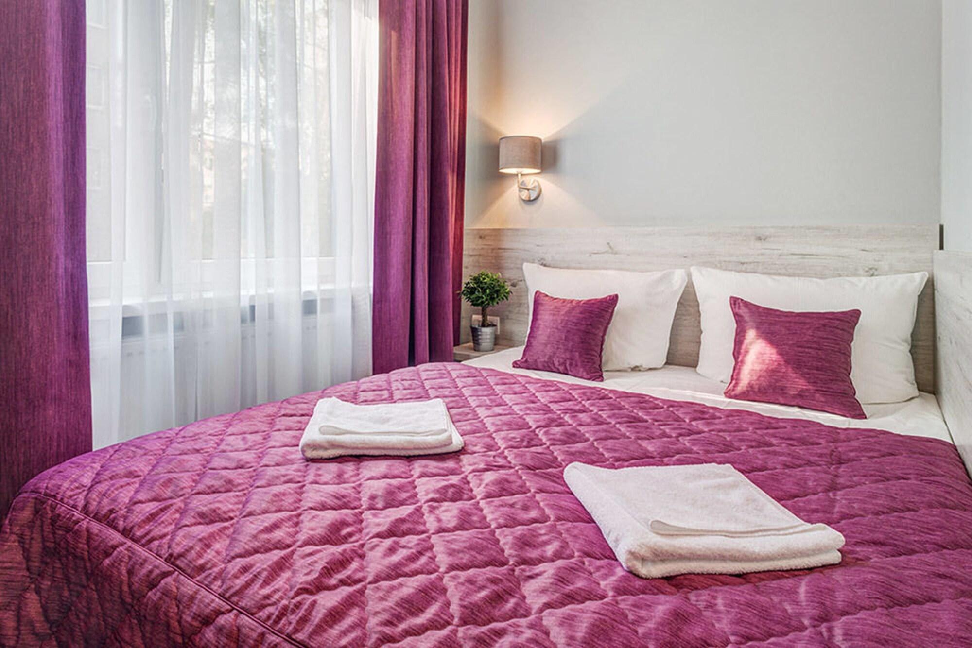 Arktur City Hotel Берлин Экстерьер фото