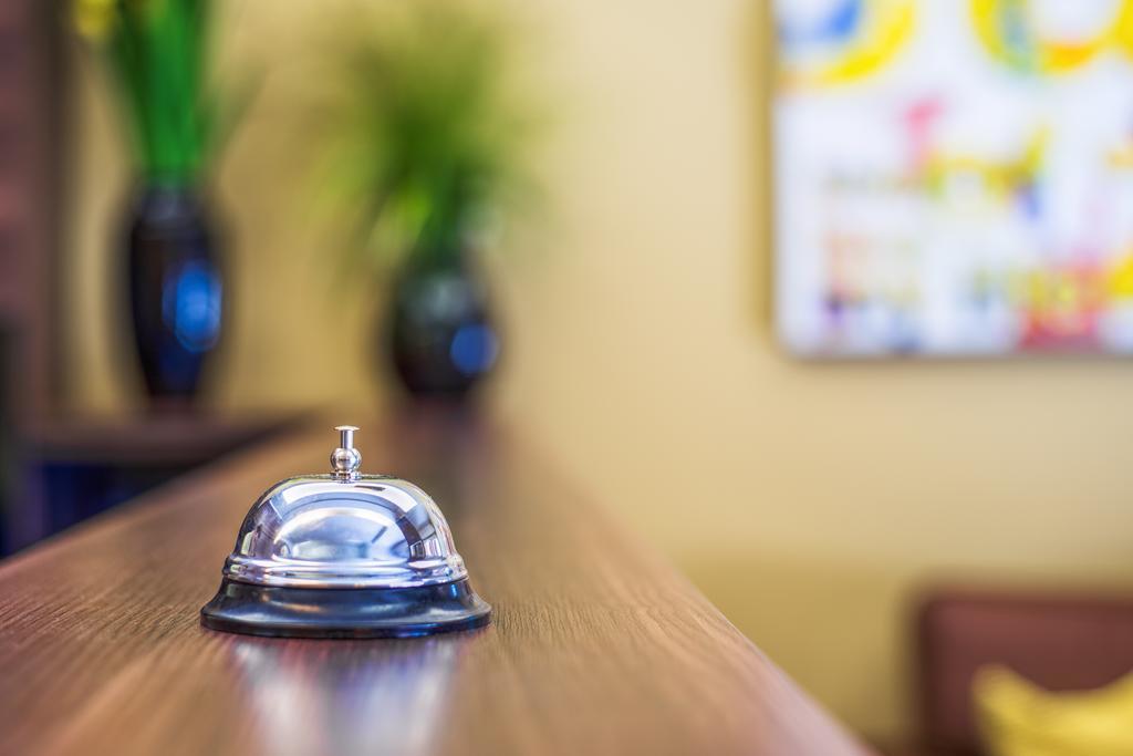 Arktur City Hotel Берлин Экстерьер фото