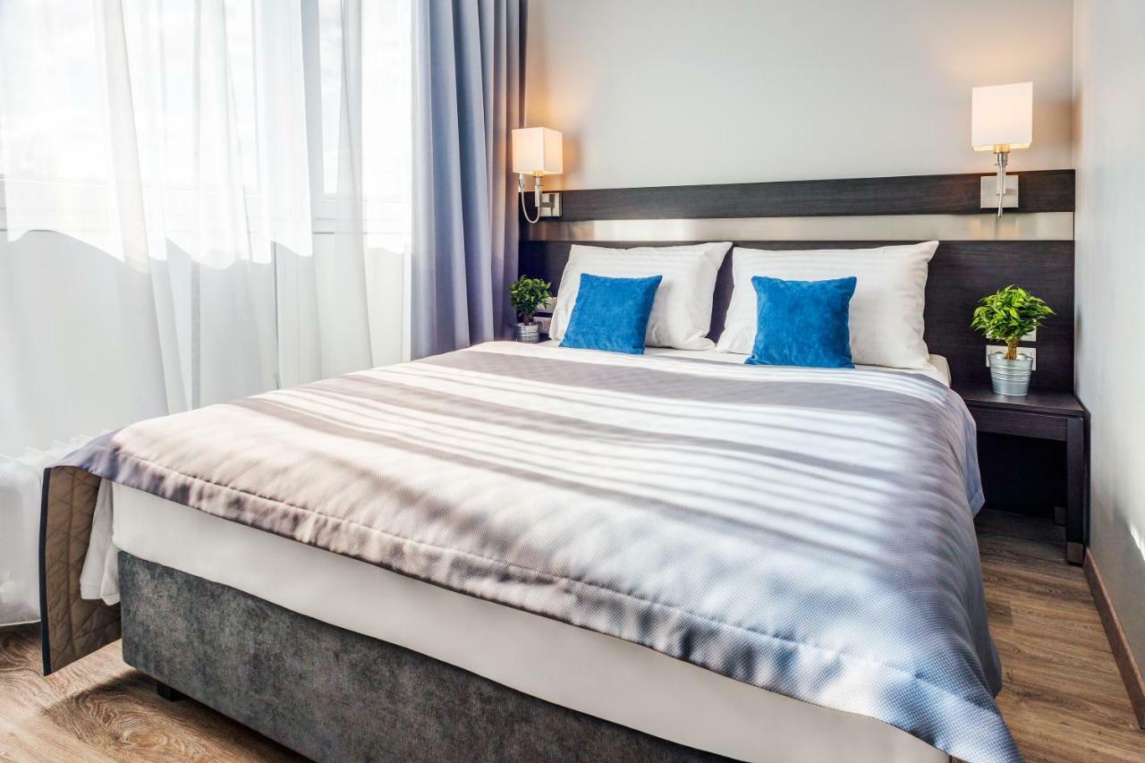 Arktur City Hotel Берлин Экстерьер фото